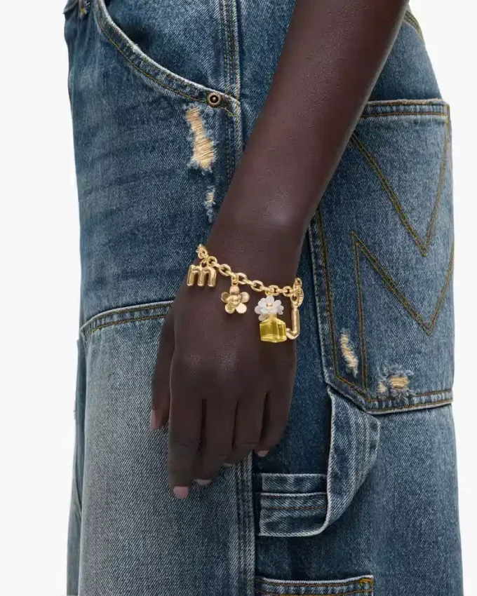 Daisy Charm Bracelet